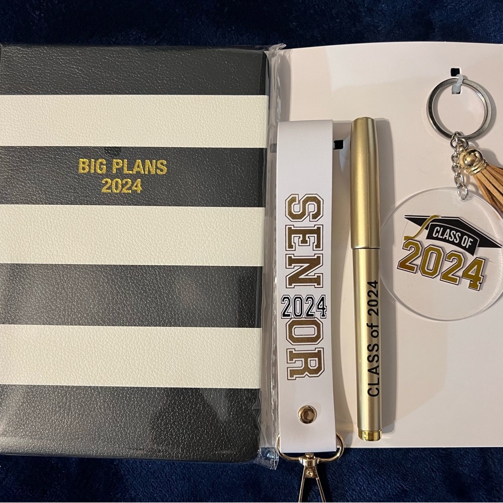 Grad gift bundle